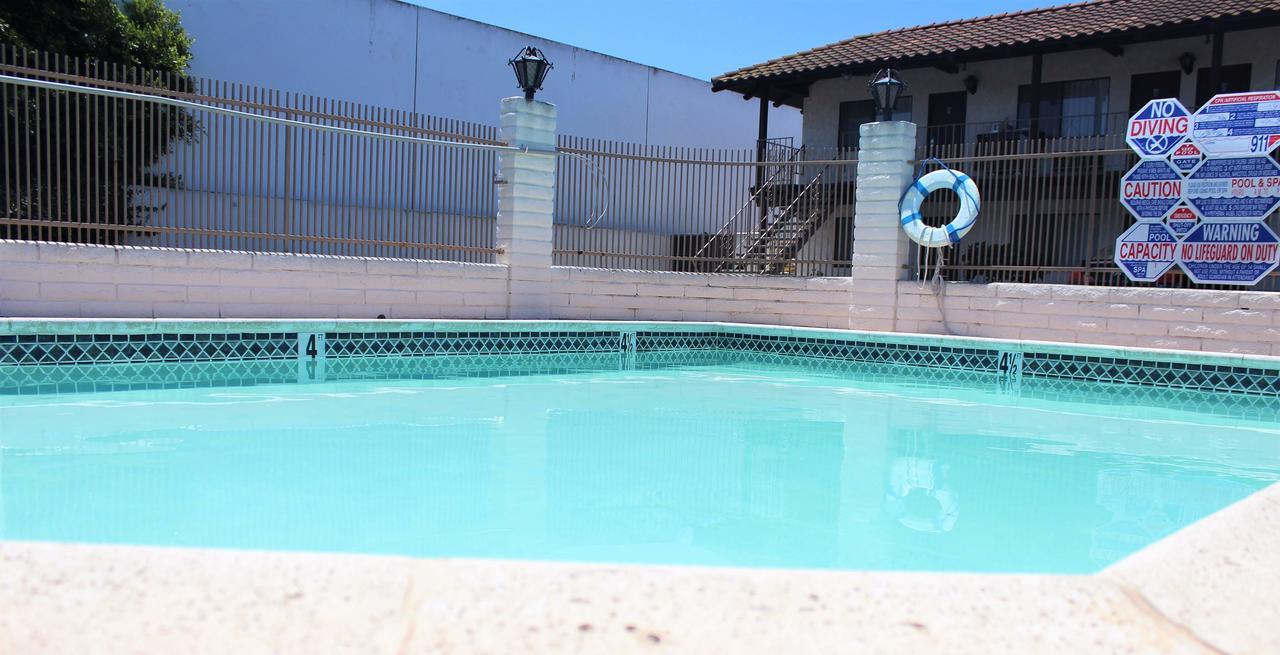 Cozy Inn Costa Mesa Bagian luar foto