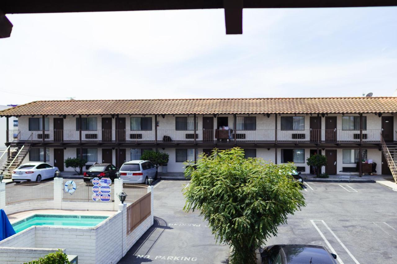 Cozy Inn Costa Mesa Bagian luar foto