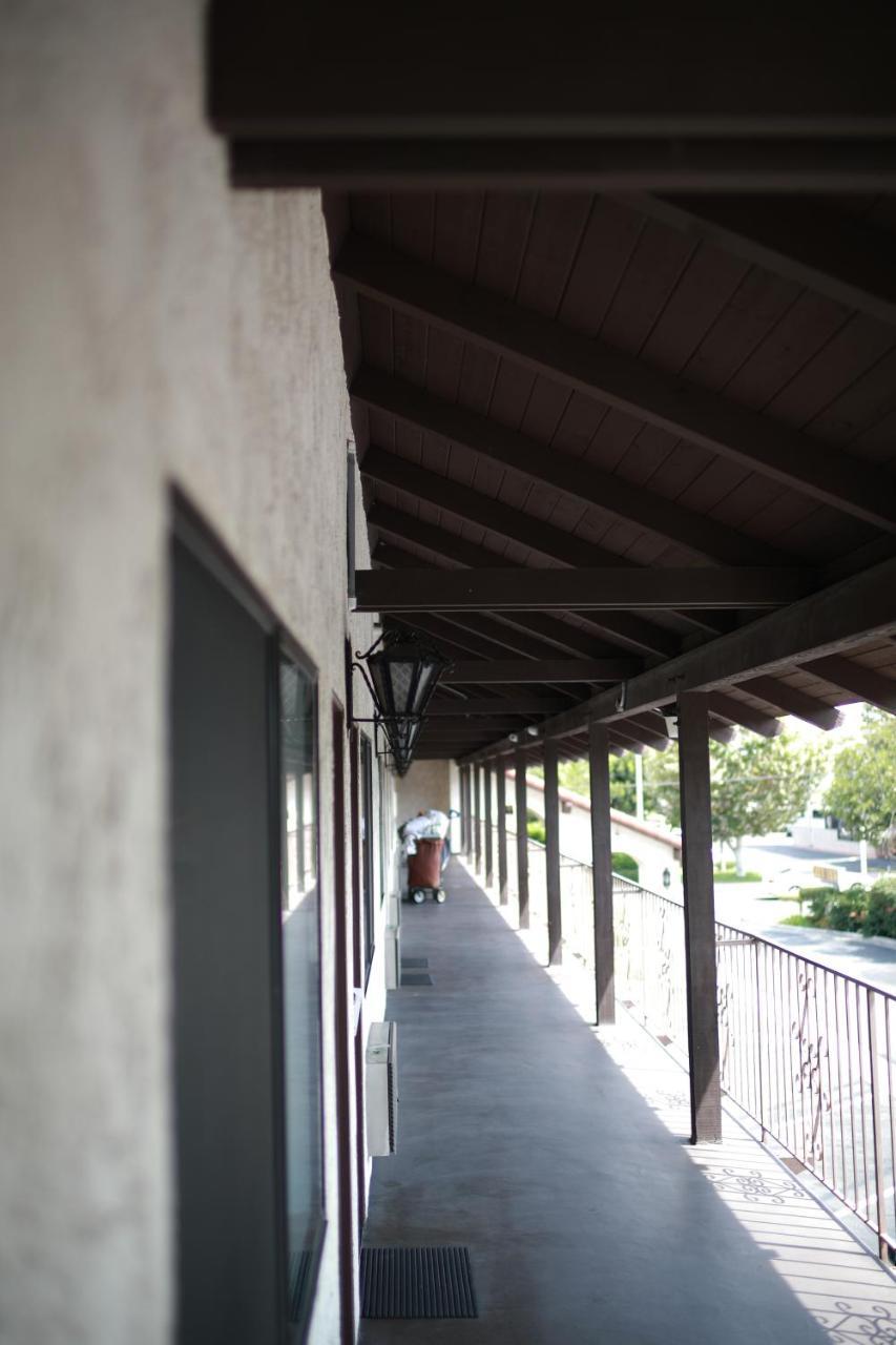 Cozy Inn Costa Mesa Bagian luar foto