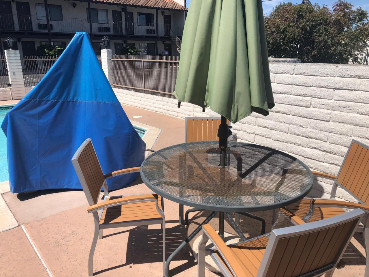 Cozy Inn Costa Mesa Bagian luar foto