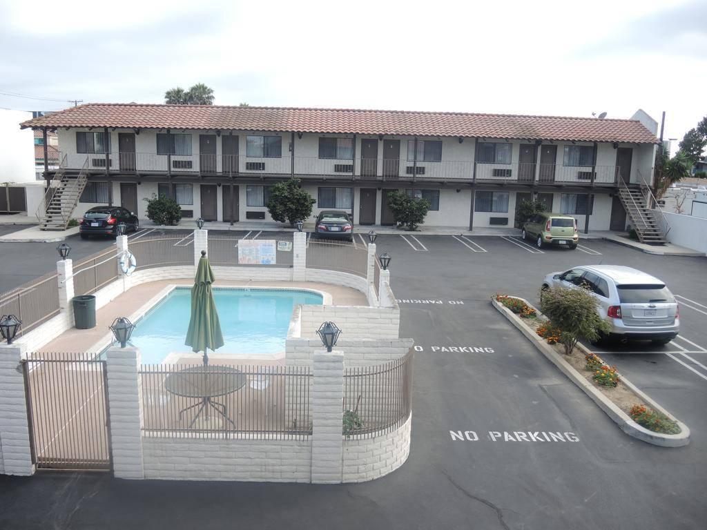 Cozy Inn Costa Mesa Bagian luar foto